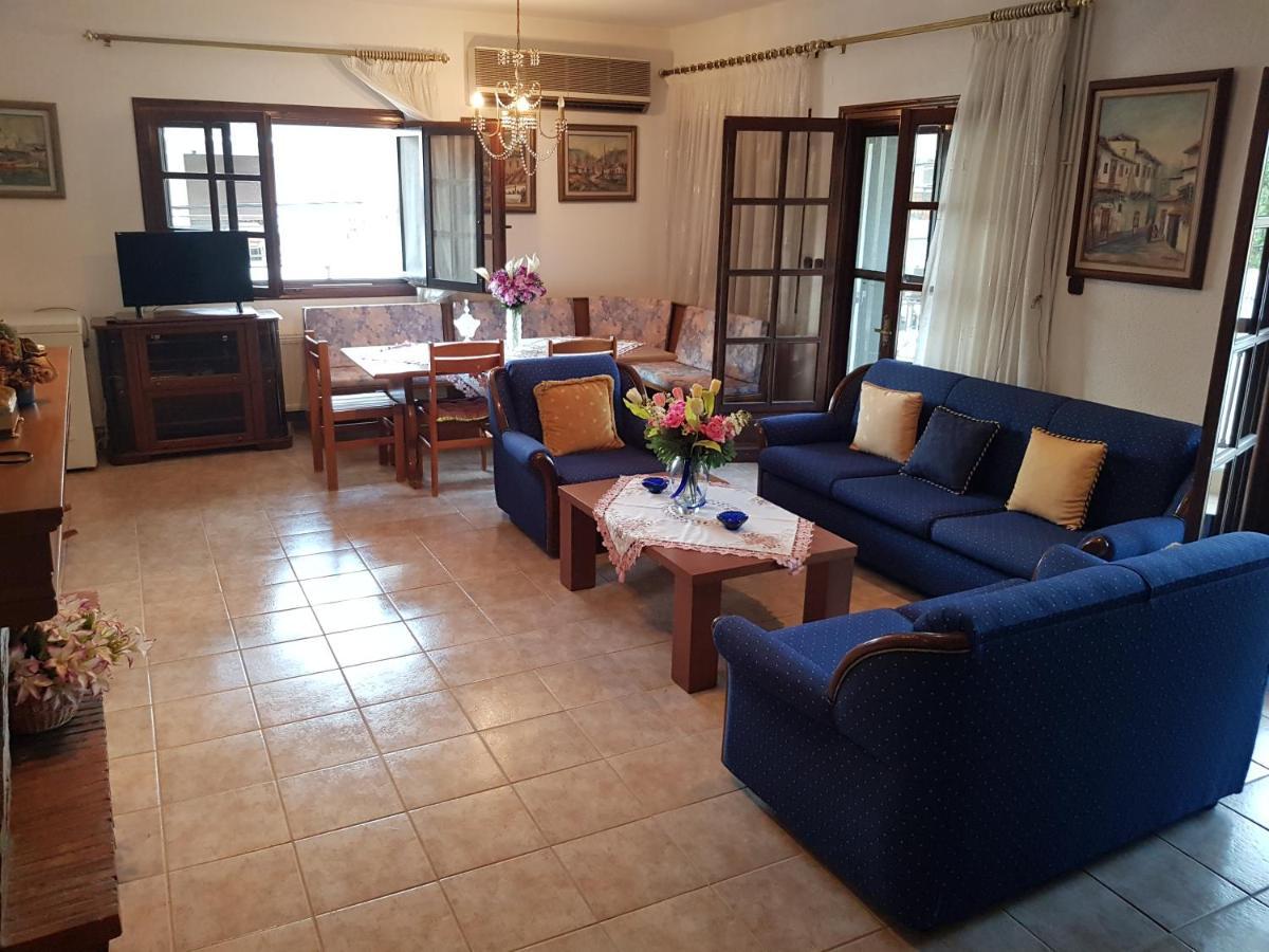 Apartamento Rustic By The Sea Flogita Exterior foto